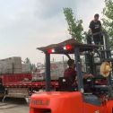 百色 黄金麻冰裂纹，地铺石装车