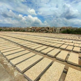 百色 黄金麻荔枝面花岗岩石材地铺石防护中