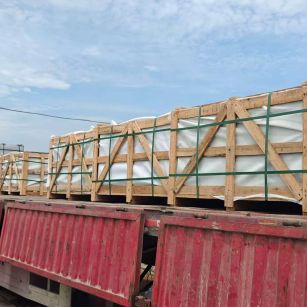 百色 芝麻白花岗岩地铺石出口专车-泰国游