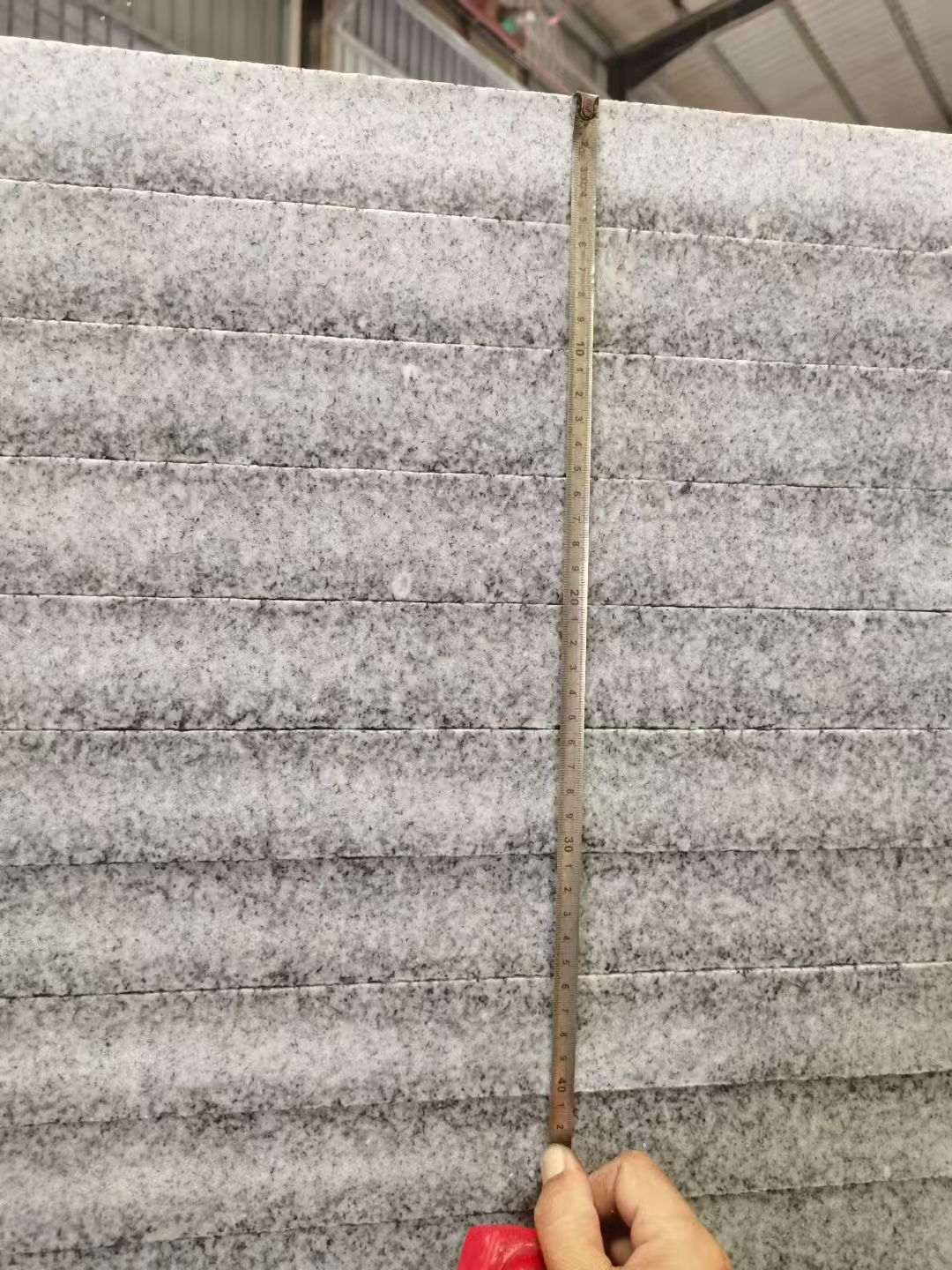 百色 芝麻白火烧成品厚薄均匀，B料价格接近A料质量