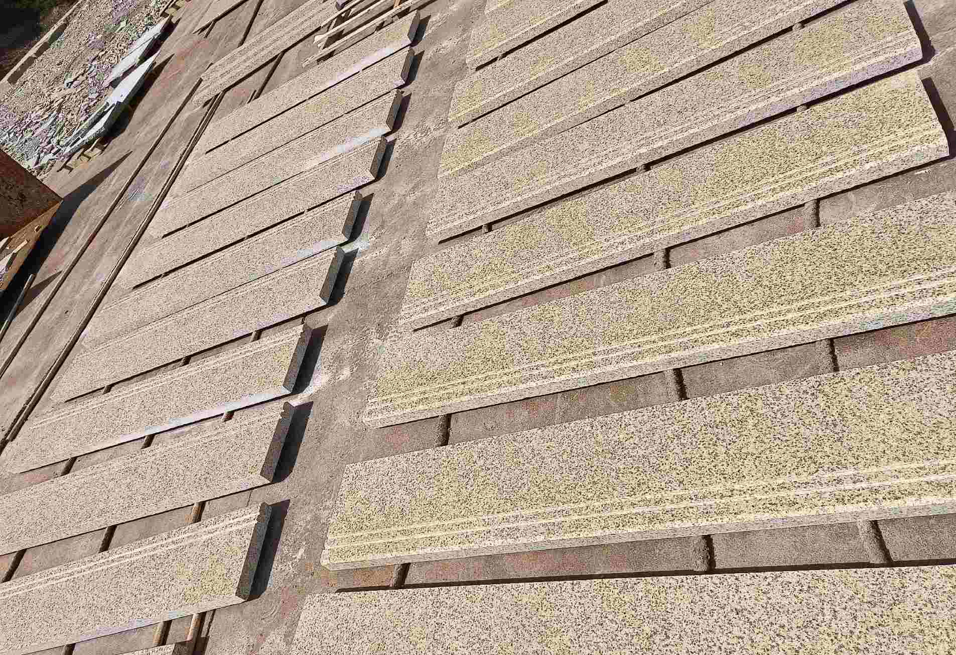 百色 黄金麻花岗岩光面楼梯踏步