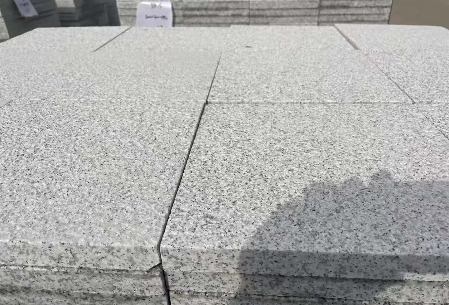 百色 白麻花岗岩石材推荐 荔枝面地铺石