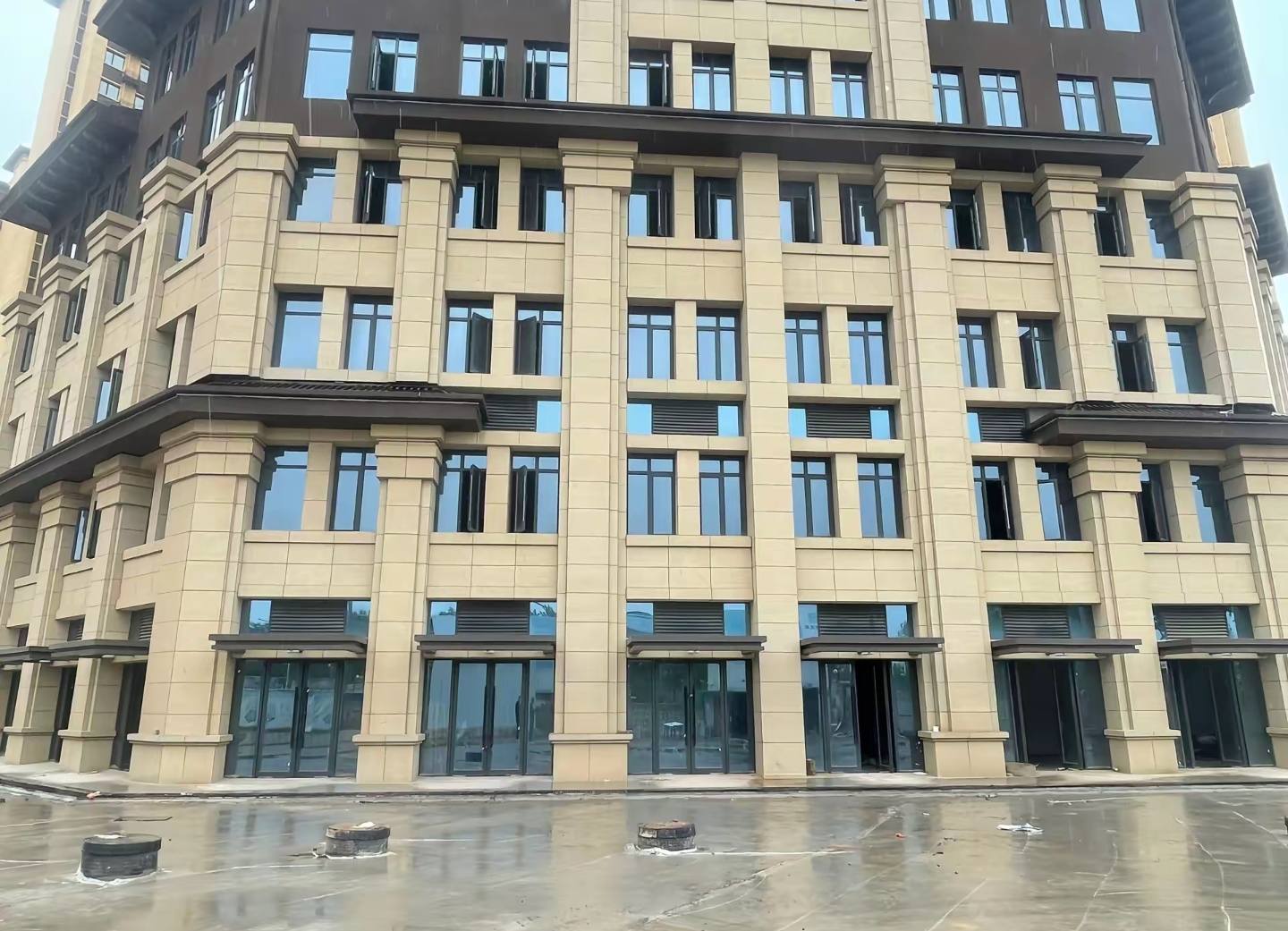 百色 黄金麻花岗岩荔枝面小区外墙干挂