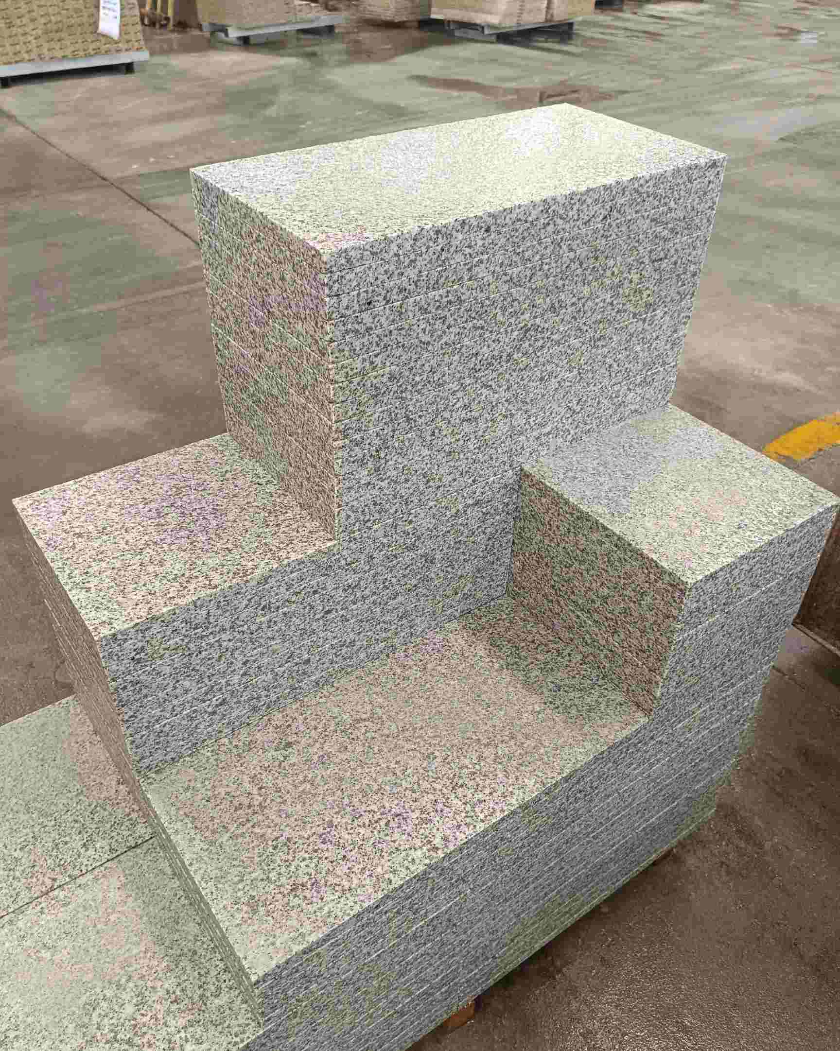 百色 白麻花岗岩荔枝面地铺石