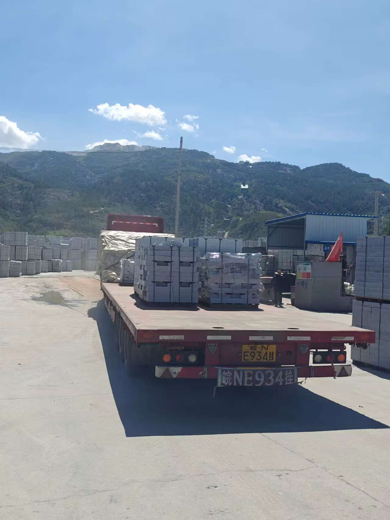 百色 芝麻白仿形路沿石，直形路沿石