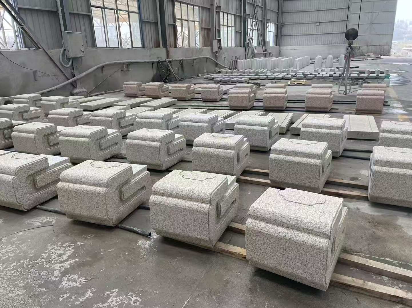 百色 白麻花岗岩异形加工-石凳，坐凳