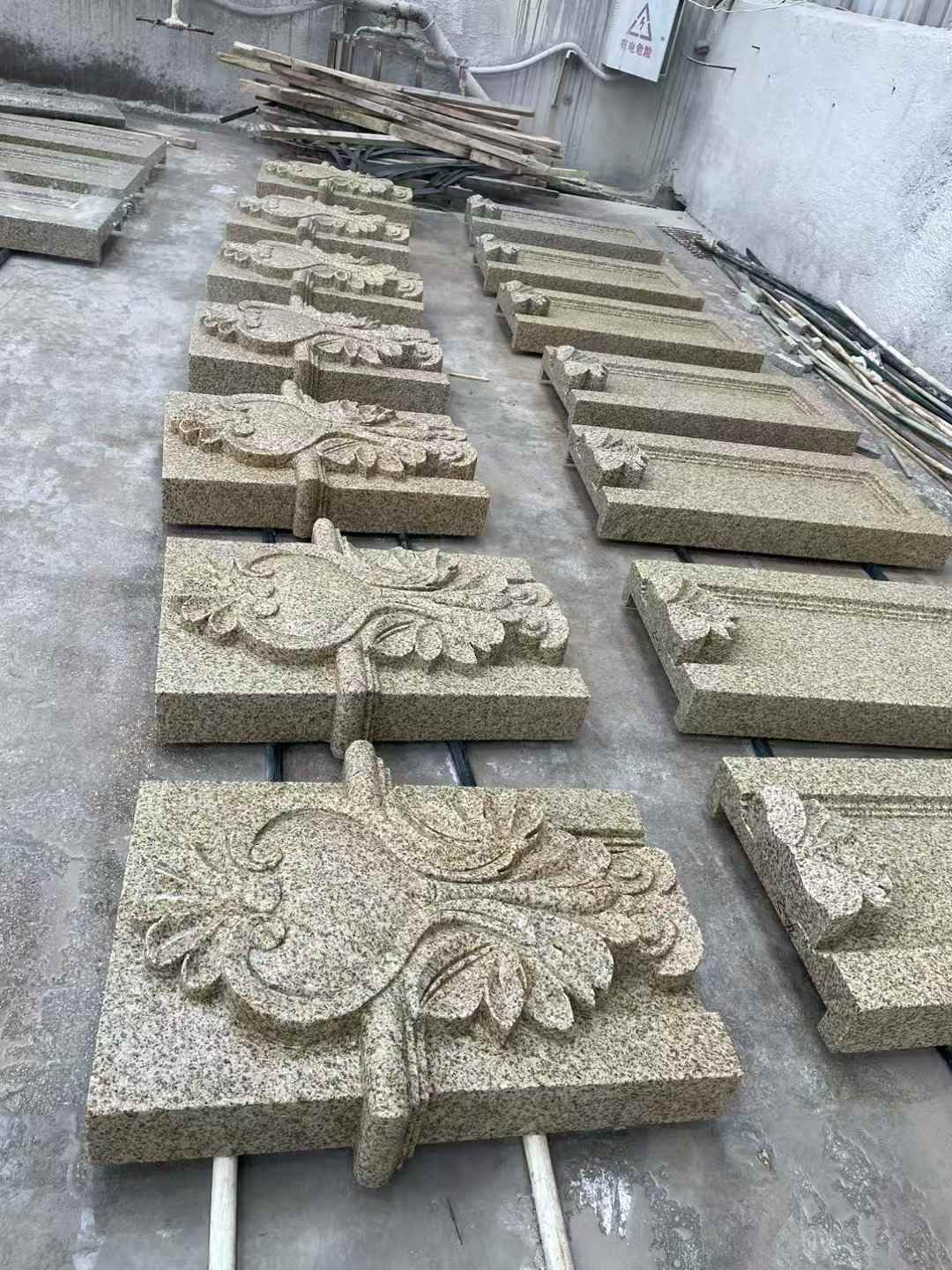 百色 黄金麻花岗岩别墅外墙雕刻板