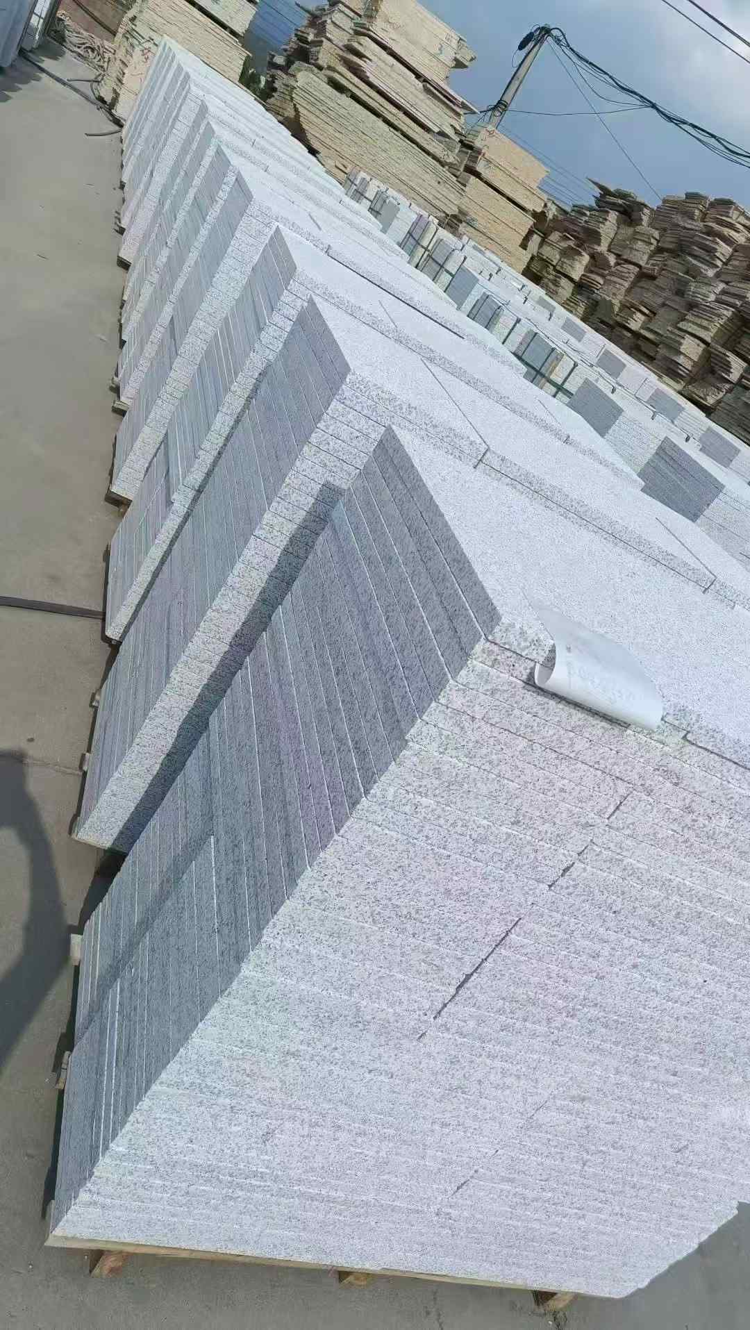 百色 白麻荔枝面花岗岩地铺石