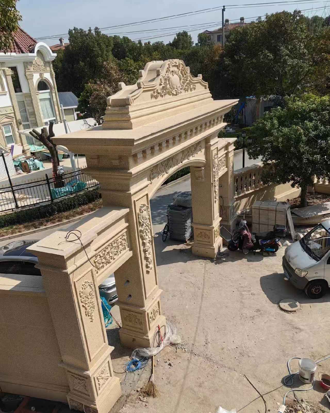 百色 黄金麻荔枝面花岗岩别墅门楼