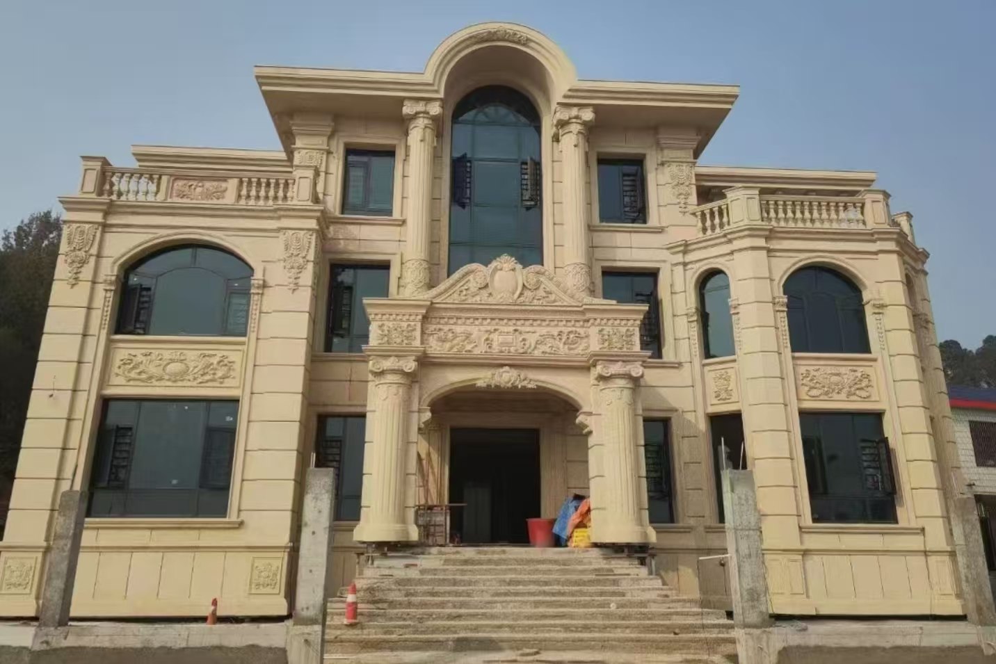 百色 黄金麻花岗岩别墅外墙干挂