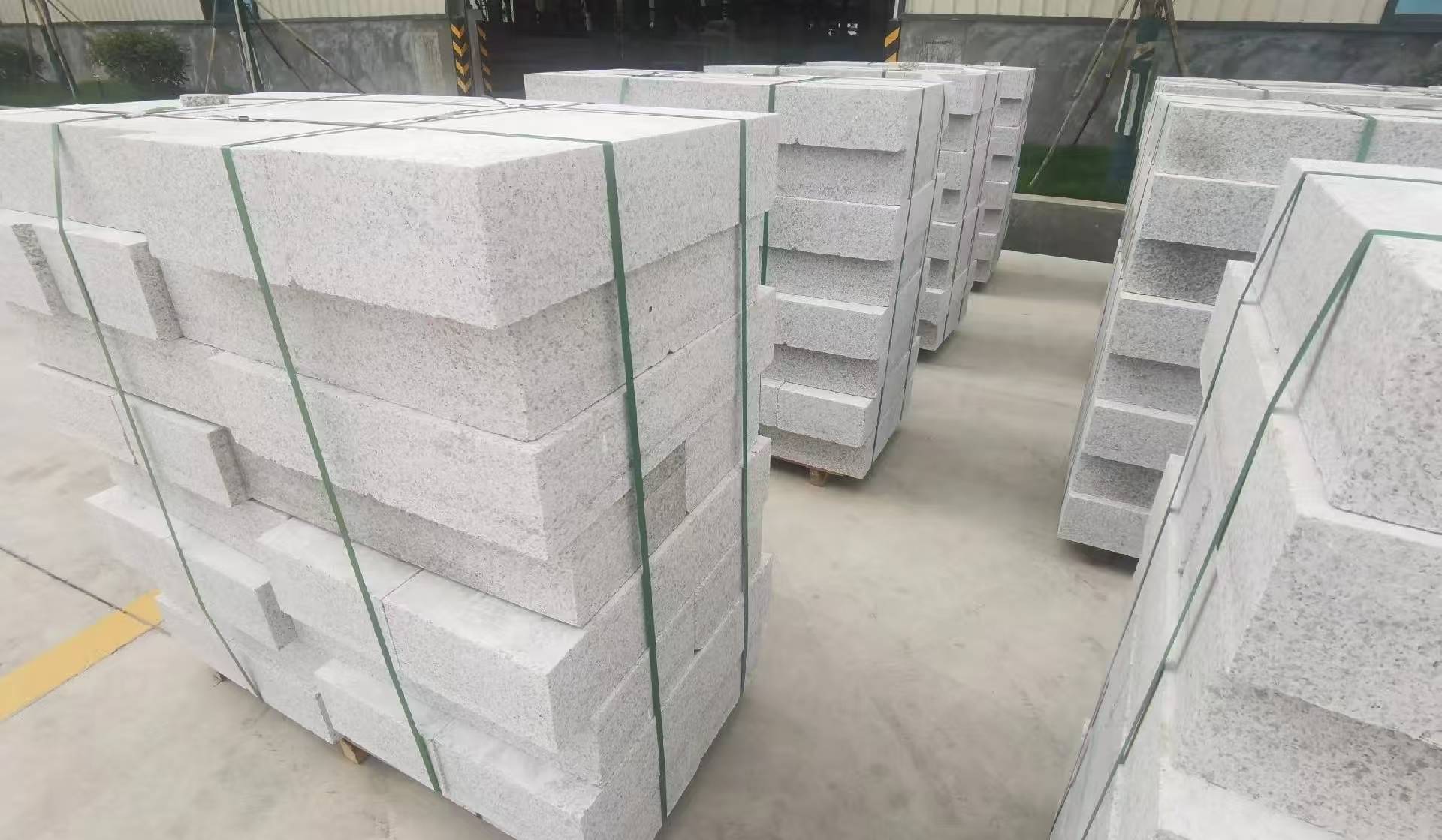 百色 白麻花岗岩路沿石，立缘石，平缘石，路牙石，道牙石，马路牙子等