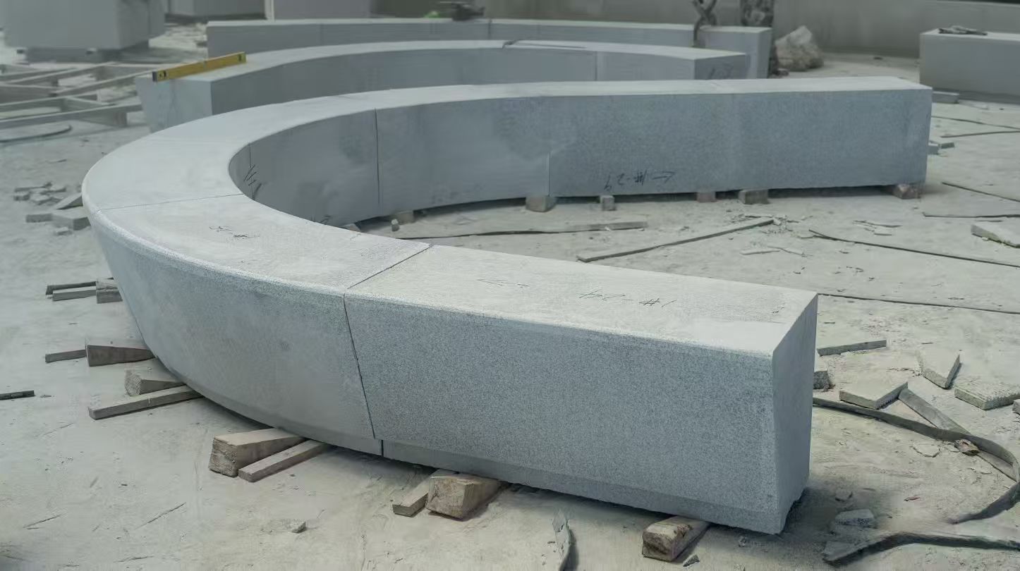 百色 芝麻白花岗岩光面弧形坐凳